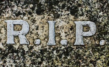 Czym rożni się PR od reklamy?