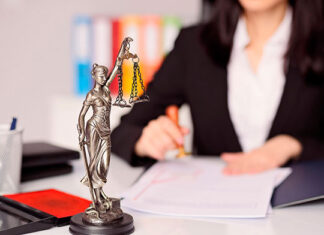 Czy warto brać adwokata w sprawie karnej